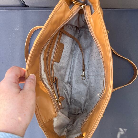 MICHAEL KORS Quilted Leather Tote, Acorn Brown with Gold Accents - Picture 10 of 10